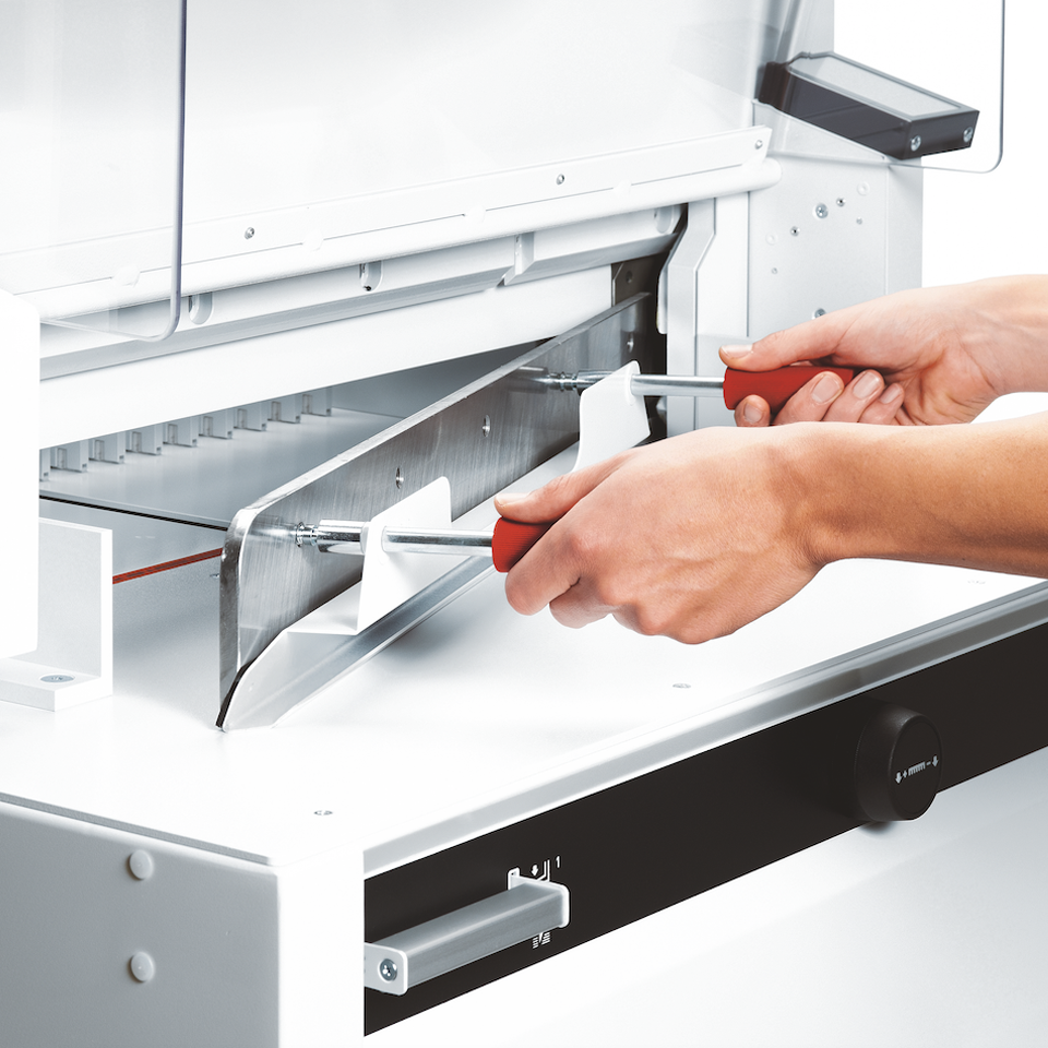 MBM Triumph 6660 25 1/2" VRCut Ready Automatic Programmable Paper Cutter